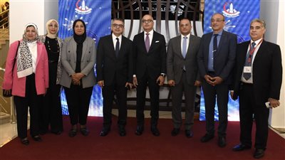 مستشار رئيس الجمهورية للصحة ورئيس جامعة عين شمس يفتتحان فعاليات المؤتمر السنوي لكلية الطب