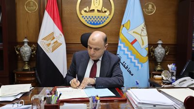 محافظ كفر الشيخ يوجه بتشكيل غرفة عمليات عقب ارتفاع أسعار البنزين