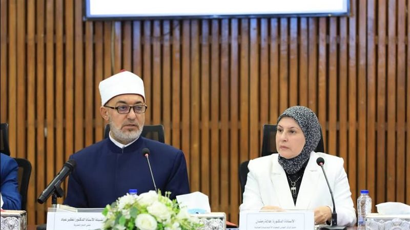 الدكتور نظير عياد