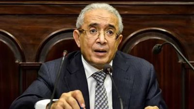 النائب ياسر عمر: الانتقادات الموجهة للحكومة بسبب التأخر فى إعداد قوانين الإيجار القديم والأحوال الشخصية والمحليات ليست فى محلها ( حوار 3 - 3)