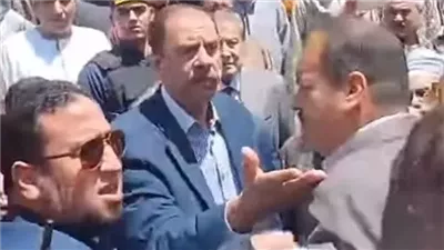 «إمشي يلا معندكش دم»، مشاجرة بين نائب محافظ سوهاج والسكرتير العام (فيديو)