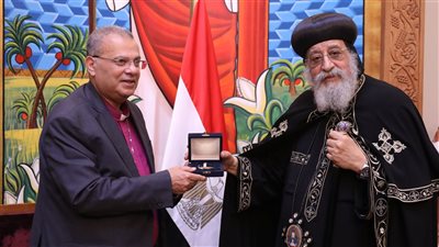 رئيس الإنجيلية: البابا تواضروس رمز ديني ووطني يحمل رسالة المحبة 