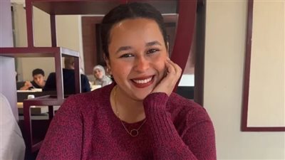 توقيع ومناقشة 