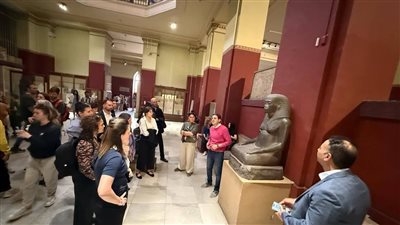 المتحف المصري بالتحرير يستقبل وفدًا من ممثلي الدول العربية والأوروبية