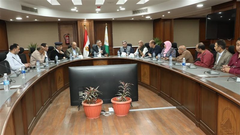محافظ الجيزة خلال