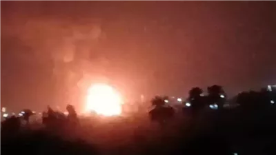 3 إصابات حصيلة نهائية، السيطرة على حريق مستودع الأنابيب بالشرقية (صور)