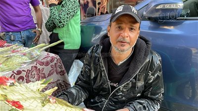  احتفالات أحد السعف في شبرا مصر، بائع: الإقبال قليل بسبب ارتفاع الأسعار..فيديو وصور