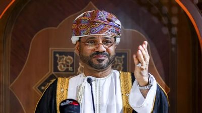 وزير الخارجية العماني: فخور باستضافة مسقط للمفاوضات الأمريكية الإيرانية