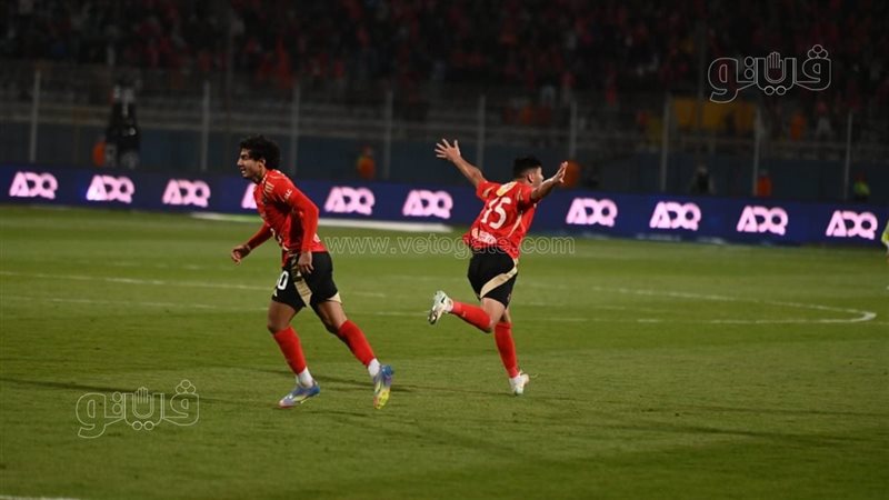 الأهلي يخطف تعادلا