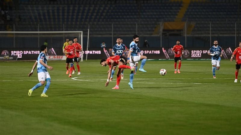 الأهلي وبيراميدز،