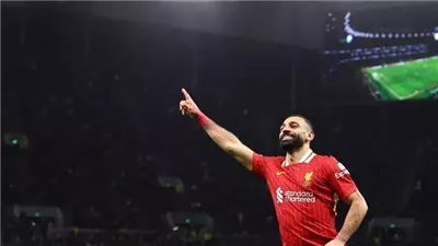 محمد صلاح يقود هجوم ليفربول أمام وست هام بالدوري الإنجليزي 