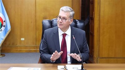 نصائح خاصة من البترول لضمان السلامة خلال العواصف الرملية والرياح الشديدة