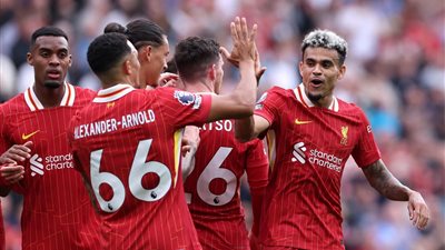 أندية الدوري السعودي تراقب مدافع ليفربول 