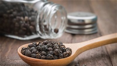 فوائد الفلفل الأسود في إنقاص الوزن وتحسين الهضم 