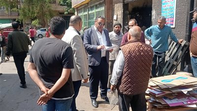 حملات لغلق المحلات المخالفة بالزيتون (صور)