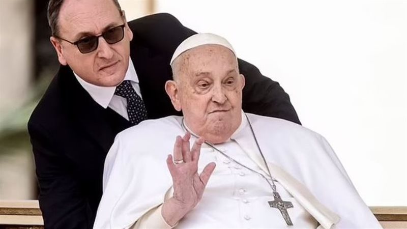بابا الفاتيكان،فيتو