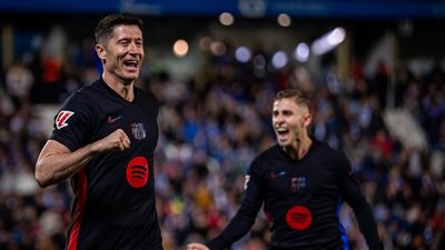 فليك يعلن قائمة برشلونة لمواجهة دورتموند في دوري أبطال أوروبا