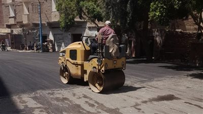 بدء رصف شارع داير الناحية بساحل سليم أسيوط بتكلفة 12 مليون جنيه 
