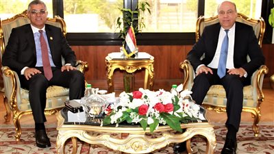 وزير الطيران: هيئة الأرصاد عنصر محوري في ضمان سلامة الملاحة الجوية