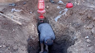 تركيب 21 حنفية حريق بجوار المنشآت الحيوية في صدفا بأسيوط 