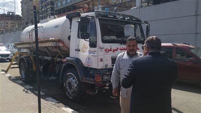 محافظ الدقهلية يتابع شفط مياه الأمطار من الشوارع (صور)