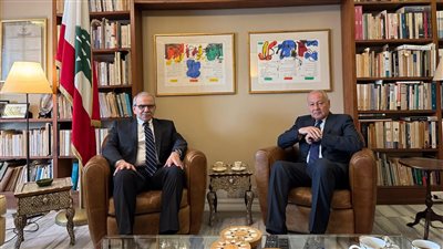 أبو الغيط يؤكد مساندة الجامعة العربية للبنان