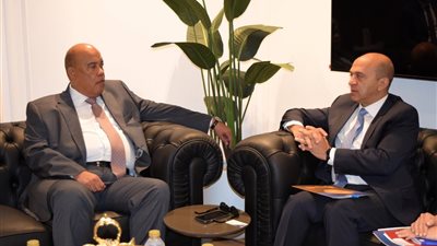 تعاون جديد بين غرفتي القاهرة والتجارة والصناعة الفرنسية