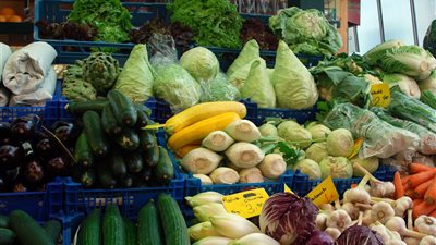  ارتفاع الطماطم والبصل والكوسة، أسعار الخضروات اليوم في سوق العبور