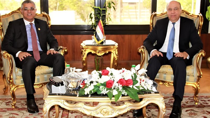 وزير الطيران المدني