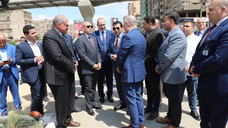 وزير الشباب ومحافظ
