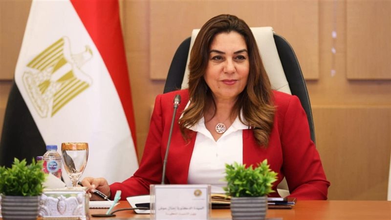 الدكتورة منال عوض،