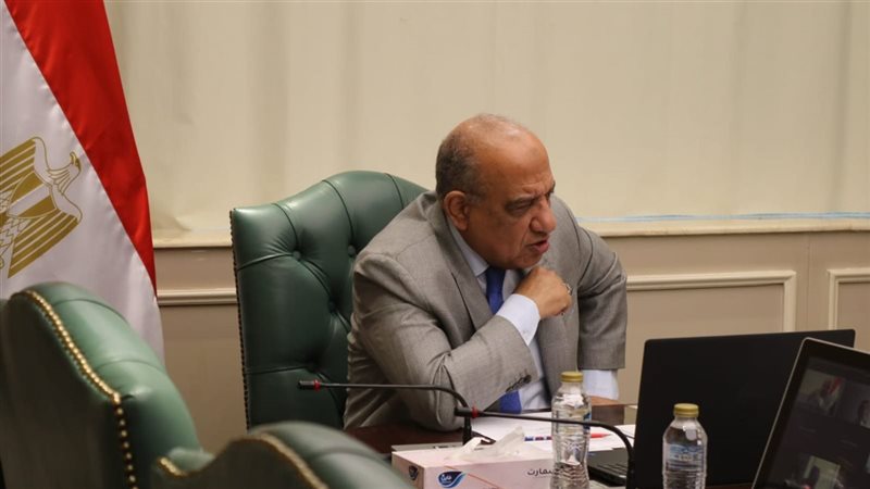 الدكتور محمود عصمت