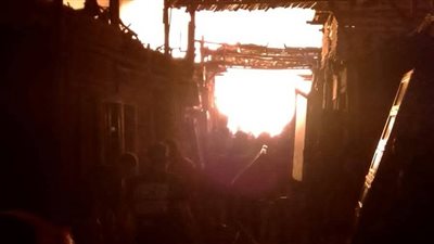 إصابة فرد أمني باختناق في حريق الشرابية (صور)