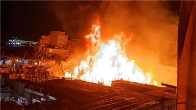 محافظ القاهرة يشكل لجنة هندسية لبيان مدى تأثر العقارات المجاورة لحريق الشرابية 