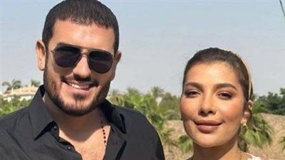 أصالة عن زوجها فائق حسن: بيعاملني زي بنته (فيديو)