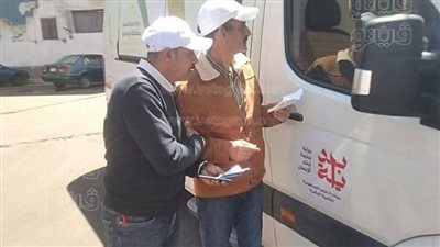 ضواحي بورسعيد يخصص سيارة لتحصيل مستحقات الدولة إلكترونيًّا (صور)