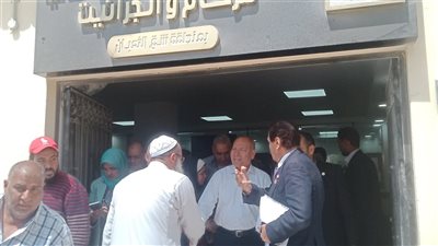 محافظ القاهرة يتابع تقنين أوضاع مستثمري شق الثعبان