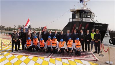 هيئة قناة السويس تطلق خدمة جمع المخلفات الصلبة من السفن غدًا