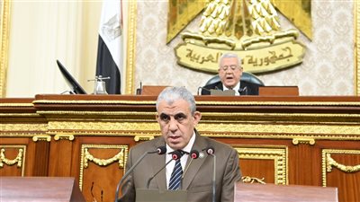 النواب يوافق على إعادة تعريف العمل بمشروع القانون الجديد