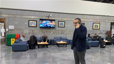 بحضور الخطيب، بعثة الأهلي تصل مطار القاهرة للسفر إلي جنوب إفريقيا (فيديو)