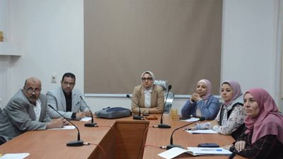 نائب محافظ الوادي الجديد تبحث إجراءات إنشاء جهاز 