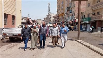 حملة مكبرة لإزالة الإشغالات وتسكين الباعة بالسوق الحضاري بالعياط