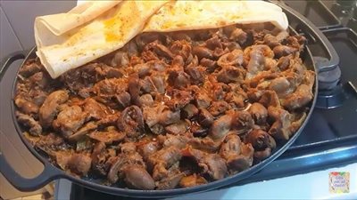 طريقة عمل الكبد والقوانص بمذاق لا يقاوم 