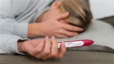 من بينها ليونة الثدي والإرهاق، أعراض الحمل المبكرة في الأسبوع الأول 