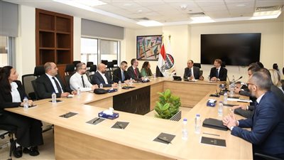 وزير قطاع الأعمال يبحث مع الشركات الدنماركية فرص التعاون والاستثمار بمصر