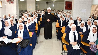 وزير الأوقاف يوجه بتطوير شامل لمعهد التمريض التابع لمستشفى الدعاة (صور)