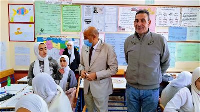 وكيل تعليم الدقهلية يواصل جولاته الميدانية بإدارة المطرية 