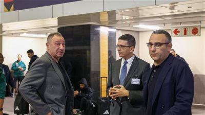 وفد السفارة المصرية في جنوب إفريقيا يستقبل بعثة الأهلي