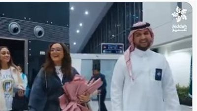 أنغام تصل جدة لإحياء حفلها غدا على مسرح عبادي الجوهر (فيديو)