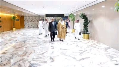 وزير النقل ونظيره السعودي يتفقدان مشروع نيوم 